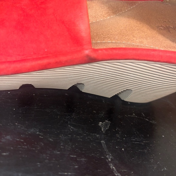 Clarks Womens Clarene Glamor Sandal Sz 8 Red Leather Wedge Heel Platform - Picture 14 of 16